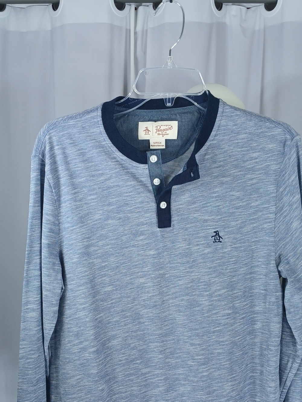 Original Penguin mens Light Blue Heathered Long-Sleeve Henley with Navy Trim